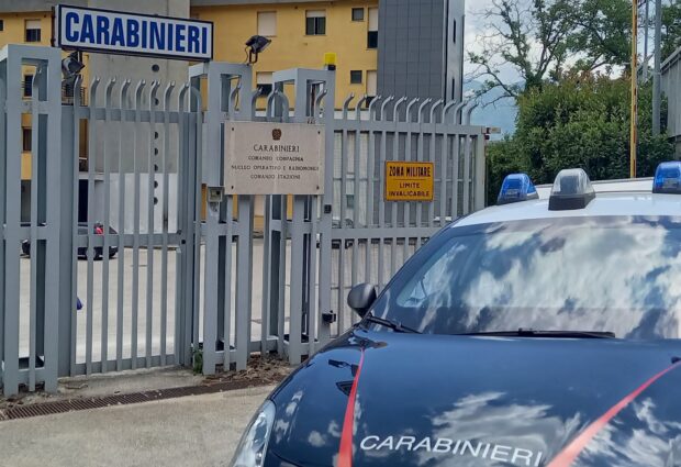 Castelvetere sul Calore, molesta una bambina durante la processione: arrestato 56enne