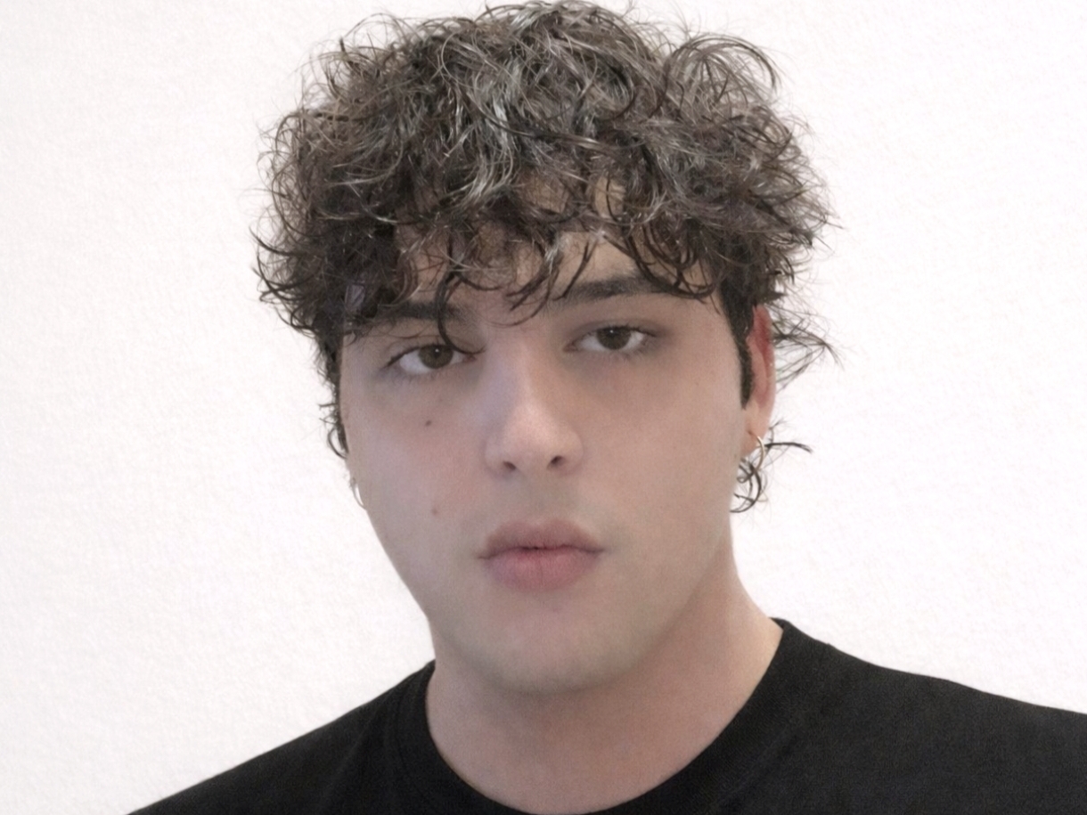 1000259364