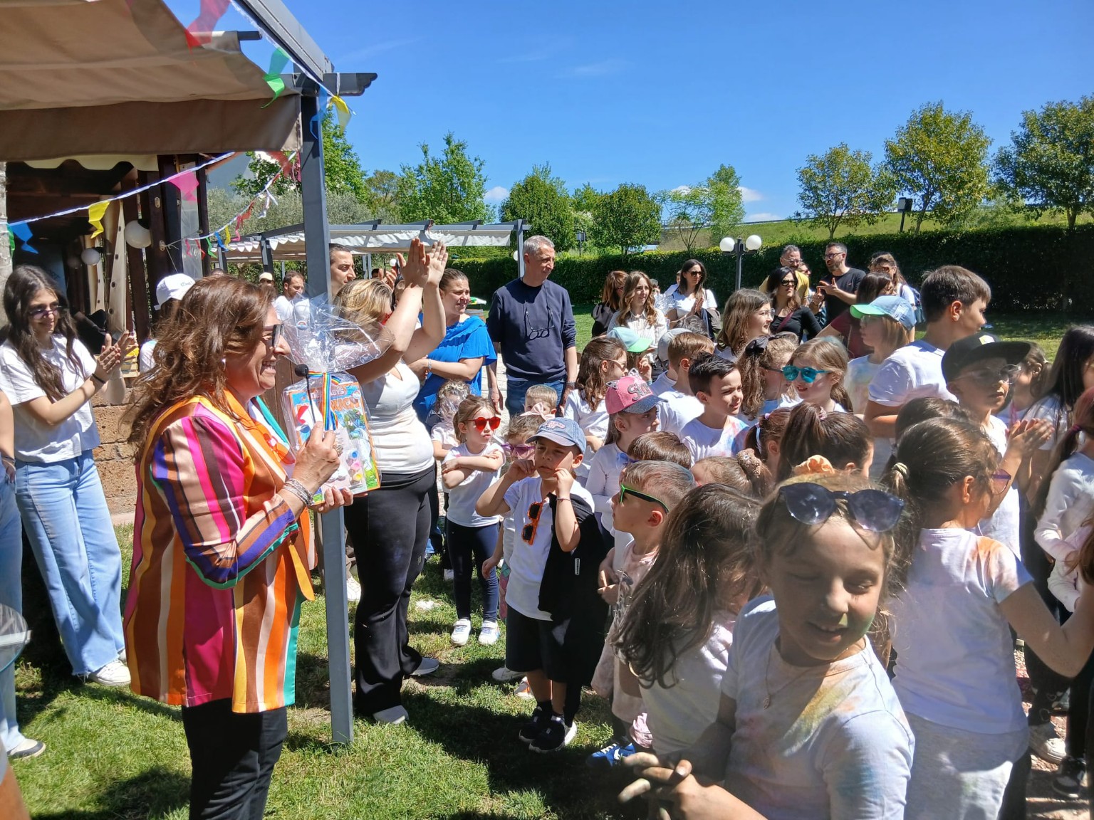 Benevento, “La Voce delle Donne ETS” organizza la Festa dei Colori in Località Pantano