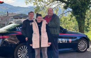 Aiello del Sabato (AV): visita dei ragazzi dell’associazione “ets – impresa sociale pianeta autismo” alla Caserma dei Carabinieri