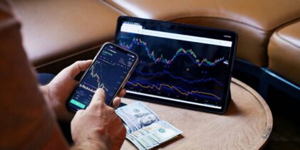 Economia digitale e nuove abitudini: come cambia il consumo culturale in Italia