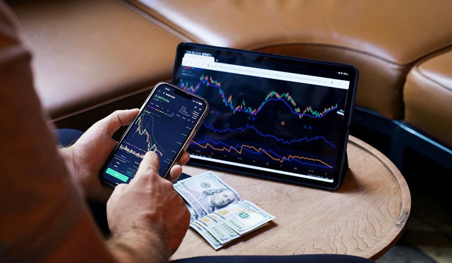 Economia digitale e nuove abitudini: come cambia il consumo culturale in Italia