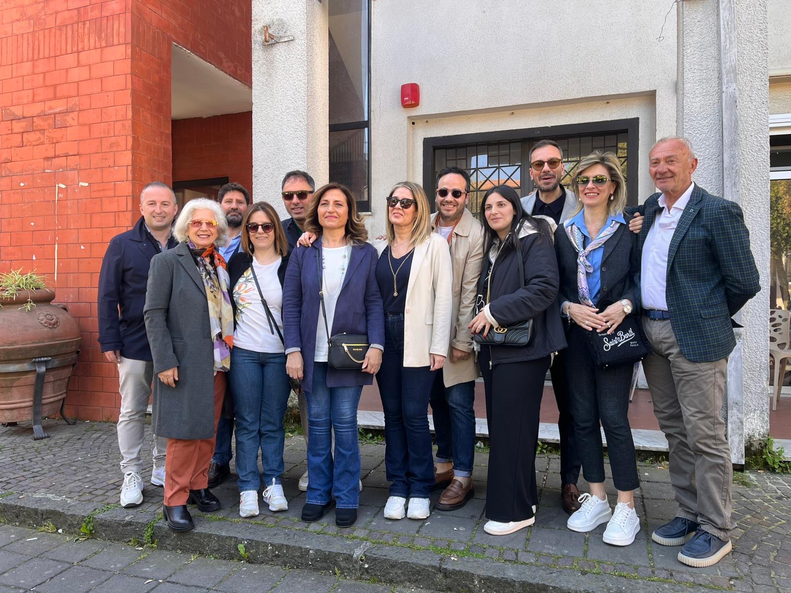 Presentata la lista “Cervinara Prima di Tutto” a sostegno di Caterina Lengua sindaco