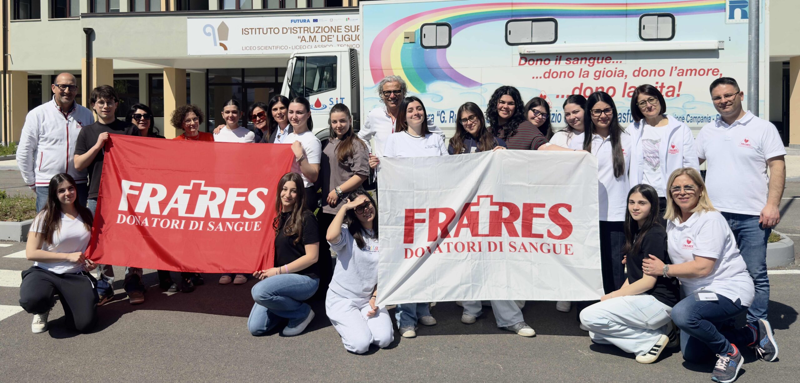 Donare per la prima volta, il gesto speciale dei ragazzi del “De’ Liguori”