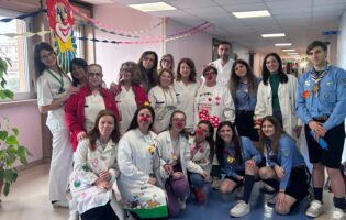 Pasqua di solidarietà al San Pio con “Un Sorriso per la vita” e uova di cioccolato