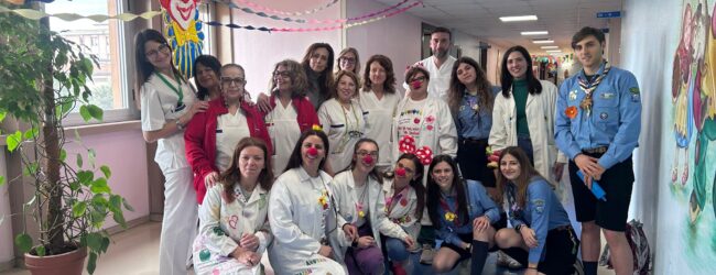 Pasqua di solidarietà al San Pio con “Un Sorriso per la vita” e uova di cioccolato