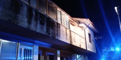 San Nicola Manfredi, paura in via Pontarielli: incendio in un alloggio popolare, nessun ferito