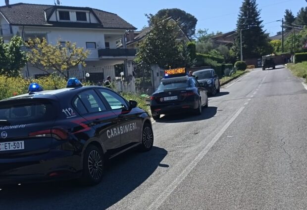 Sant’Angelo a Cupolo, tragedia a Perrillo: 18enne muore travolto dall’auto