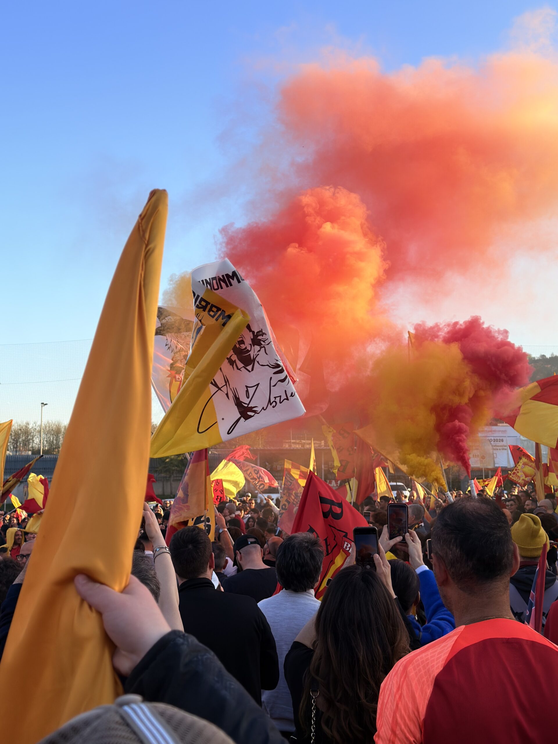 Benevento, biglietti ancora disponibili per l’ultima col Cerignola. Definito l’itinerario del pullman giallorosso per il tour in città