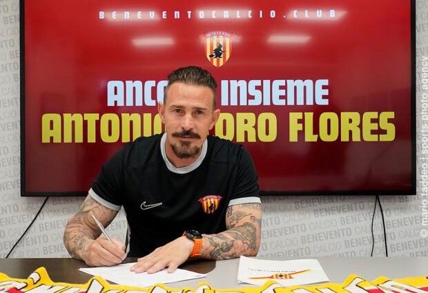 Benevento, si riparte da Floro Flores: ufficiale il rinnovo