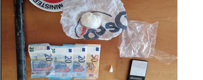 Benevento| Arrestato spacciatore: sequestrati cocaina, denaro e materiale per il confezionamento