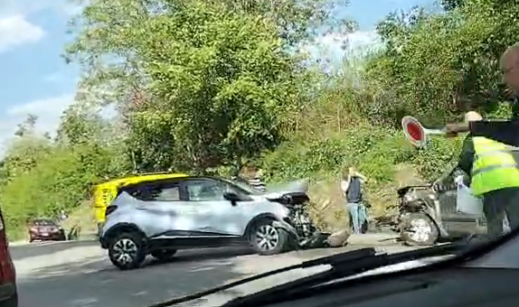Incidente sulla Statale Appia: tre feriti