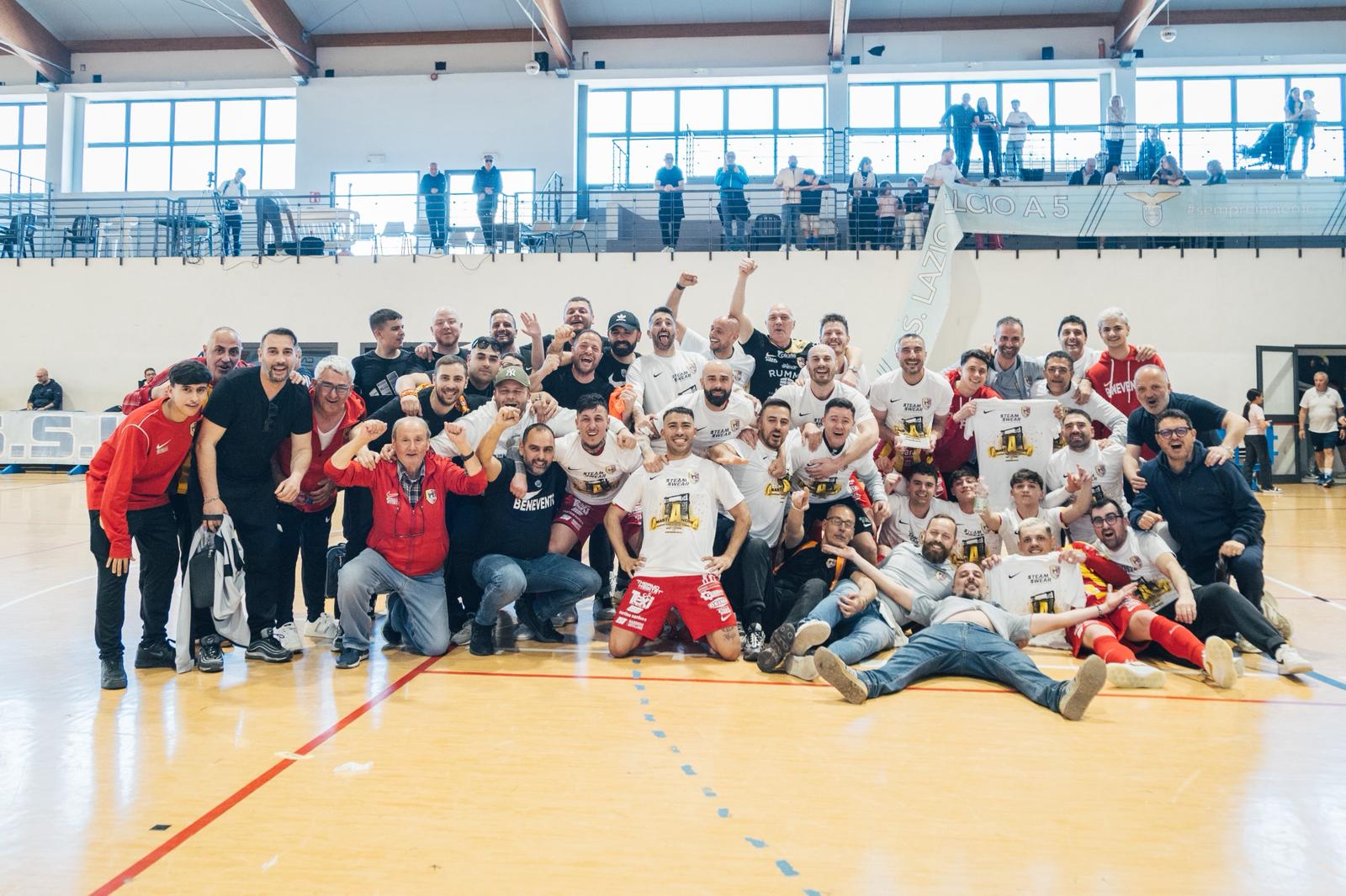 Benevento Calcio a 5 premiato a Palazzo Mosti dopo la storica doppietta in A2 Élite