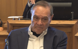 Mastella: “Altri due beni confiscati alla camorra entrano nel patrimonio comunale”