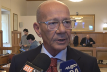 Protesta opposizione, Parente: atteggiamento fuori dai canoni istituzionali
