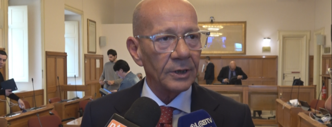 Protesta opposizione, Parente: atteggiamento fuori dai canoni istituzionali