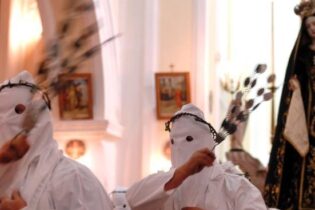 Venerdi Santo, a San Lorenzo Maggiore la tradizionale Processione dei battenti