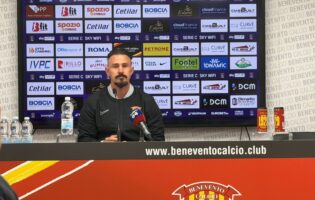 Benevento, Floro Flores: “Si vive per momenti come questo. Mi sono emozionato”