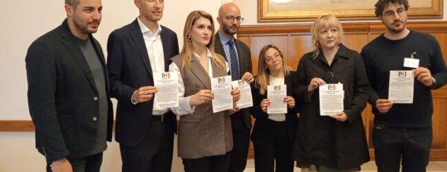 Benevento, l’opposizione PD: “Silenzio inaccettabile su Caso Santamaria. Il Consiglio non può essere ignorato”
