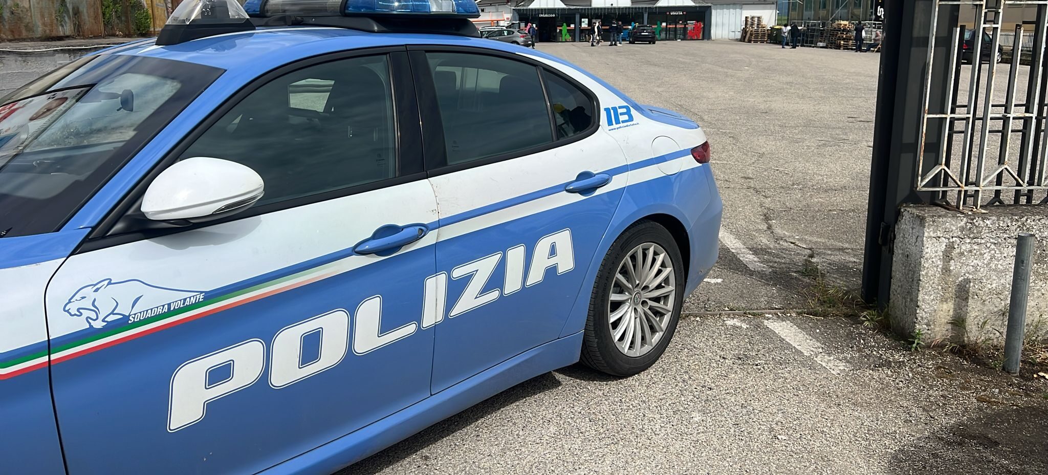 Tentato suicidio al supermercato di contrada San Chirico