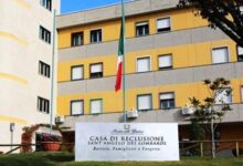 Incendio nel carcere di Sant’Angelo dei Lombardi, otto agenti intossicati