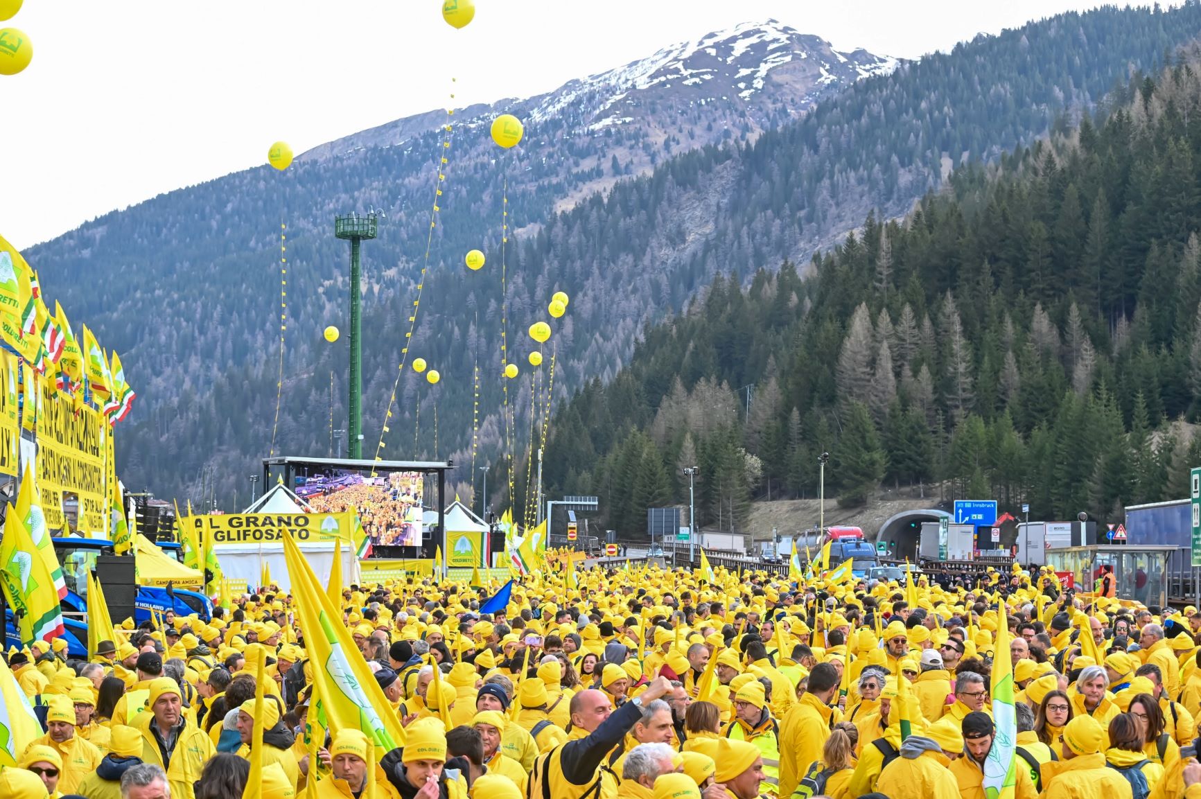 Coldiretti, 10 mila agricoltori al Brennero per modifica del codice doganale, guerra e rincari