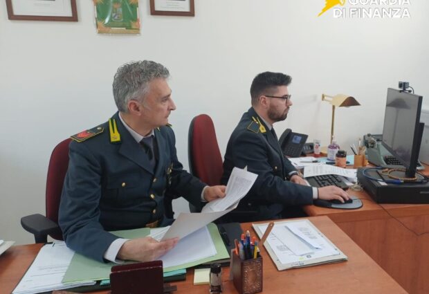 Lavoro nero, controlli della Guardia di Finanza: sospesa un’attività nel Beneventano