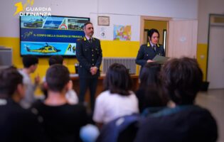 Legalita’ economica, la Guardia di Finanza incontra gli studenti