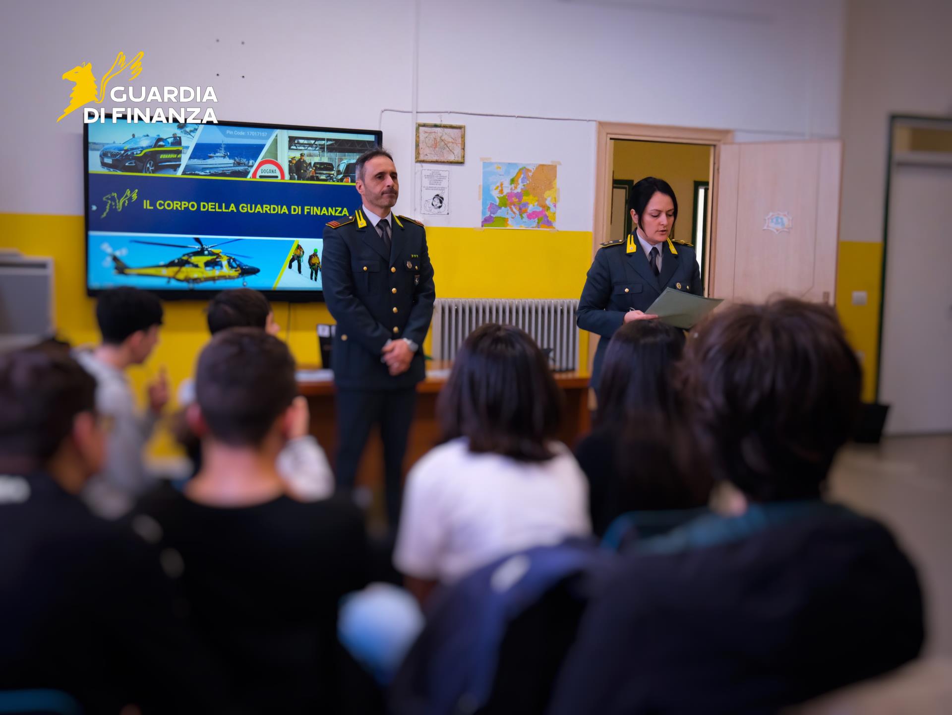 Legalita’ economica, la Guardia di Finanza incontra gli studenti