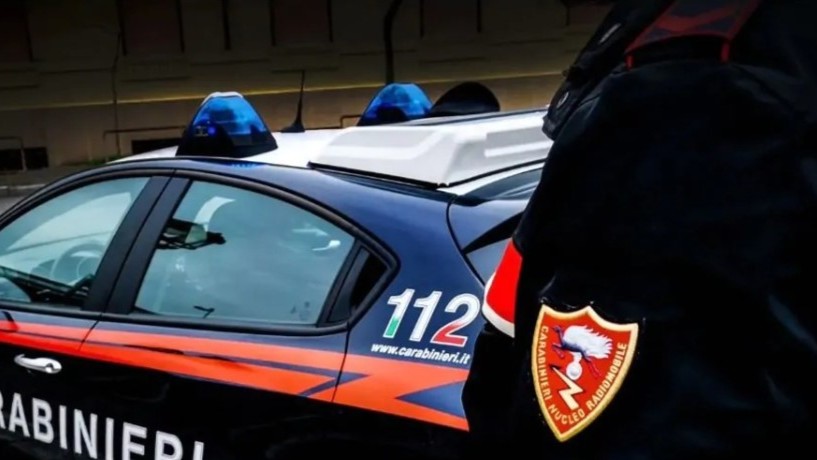 Monteforte Irpino (AV) – Furto in farmacia, tre persone denunciate dai Carabinieri. Arrestata una donna destinataria di provvedimento dell’Autorità Giudiziaria