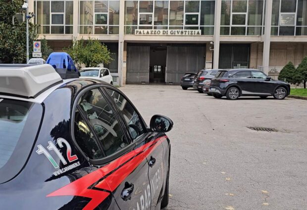 Avellino, otto misure cautelari per associazione per delinquere finalizzata a reati contro la fede pubblica e il patrimonio