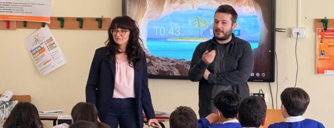 “Scommetto su di te”,alla Pascoli un incontro per promuovere l’uso digitale tra i piu giovani