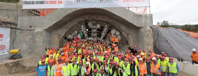 Webuild completa lo scavo della galleria Rocchetta sulla AV Napoli–Bari: grazie ai 140 tecnici specializzati