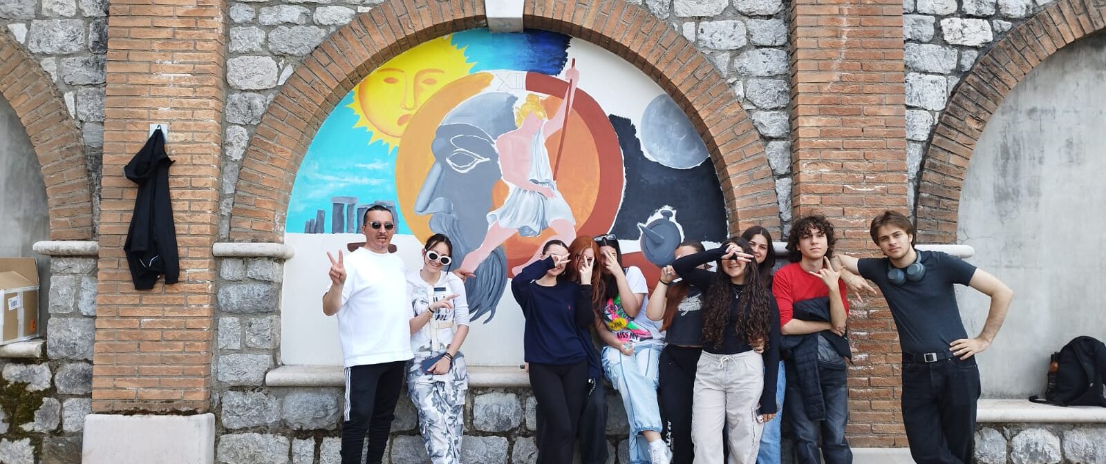 “Kronos e Kairos”: gli studenti del Liceo Artistico Alberti-Virgilio realizzano quattro murales a Campoli del Monte Taburno