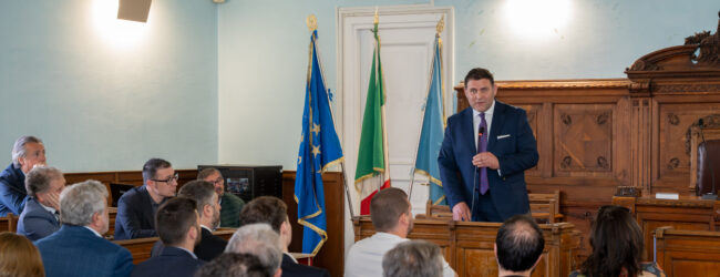 Benevento, il Rinoceronte dell’IA alla Rocca dei Rettori: Sistema Impresa guida aziende e professionisti nella sfida digitale