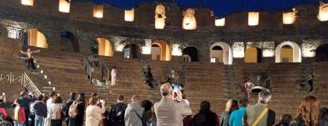 Teatro Romano di Benevento, successo per “Donne e Radici” nella Notte Europea dei Musei 2026