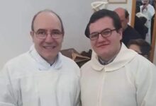 Il Presidente dell’Associazione Guerra di Liberazione di Arpaise, saluta e ringrazia il Vescovo di Assisi Monsignor Felice Accrocca