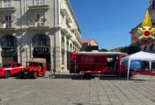 Avellino celebra la Giornata Mondiale del Diritto al Gioco: i Vigili del Fuoco incontrano i bambini in Corso Vittorio Emanuele