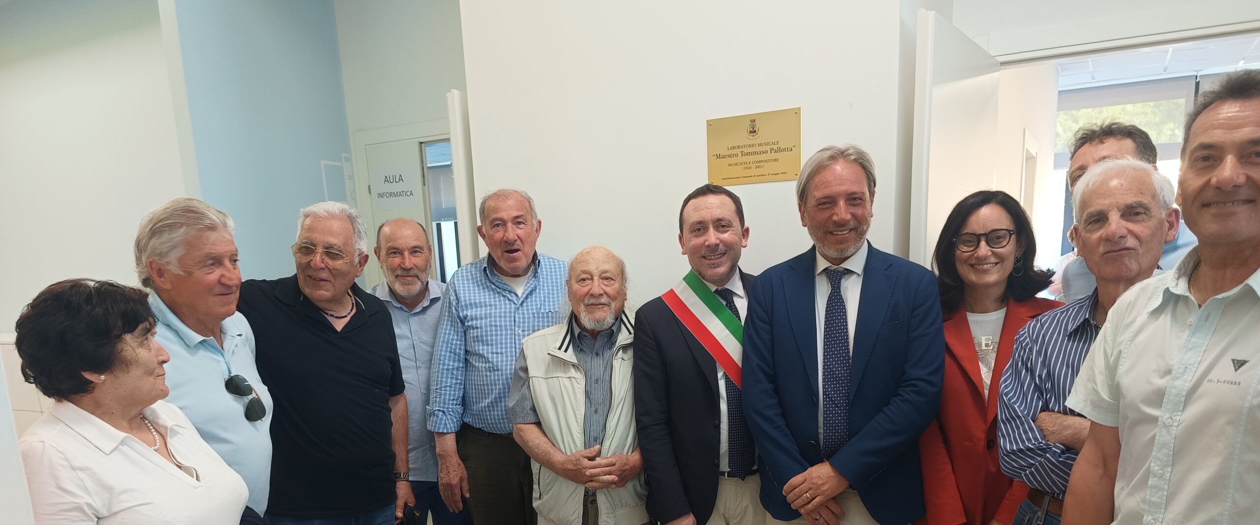 Il Comune di Apollosa intitola al Maestro Tommaso Pallotta la sala musicale dell’Istituto IC Settembrini