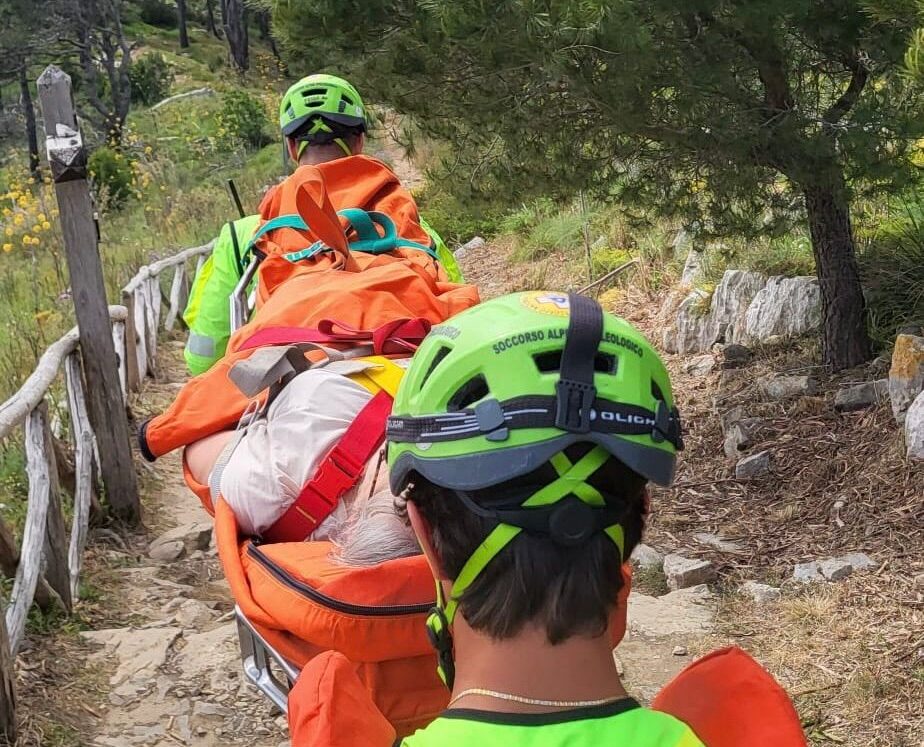 Escursionista in difficoltà a Massa Lubrense: intervento del Soccorso Alpino e Speleologico della Campania