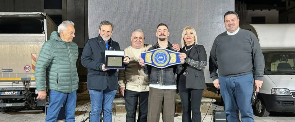Dugenta celebra il campione italiano Dario Sapone: emozione e orgoglio per l’intera comunità