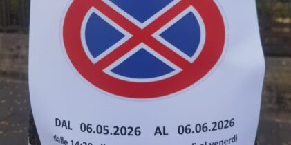 Divieti e parcheggi, l’affondo di Civico22: “La città paga l’assenza di visione”