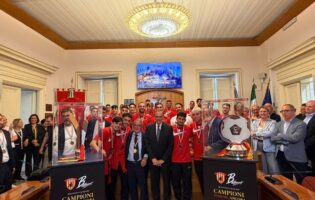 Benevento Calcio, il Comune premia società, staff e squadra