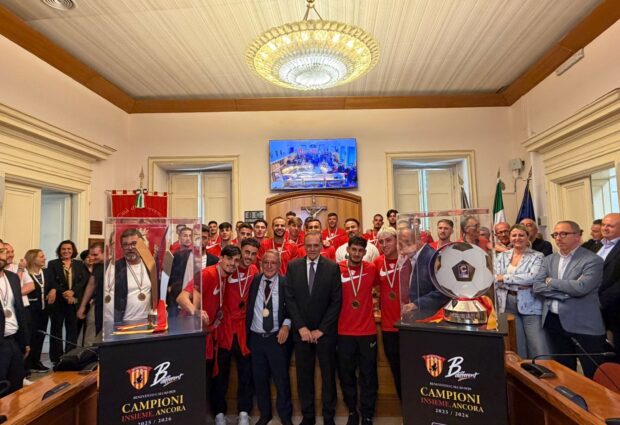 Benevento Calcio, il Comune premia società, staff e squadra