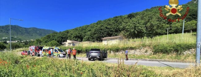 Tragedia sulla strada a Montella: perde la vita una donna di 80 anni