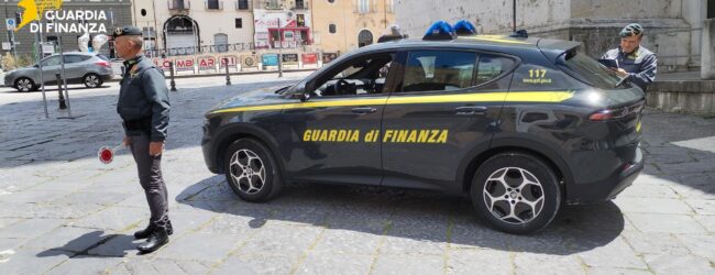 Lavoro nero nel Sannio: scoperti 15 dipendenti irregolari, sospese attività tra Benevento e provincia