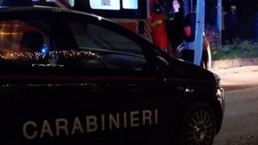 Ariano Irpino (AV) – Minaccia di lanciarsi dal cavalcavia: salvato in extremis dai Carabinieri