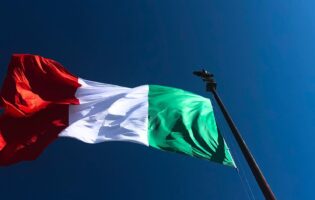 La XXXI edizione del Premio Penisola Sorrentina presenta “La Repubblica dei luoghi”, un viaggio nei valori della Costituzione a 80 anni dalla Costituente