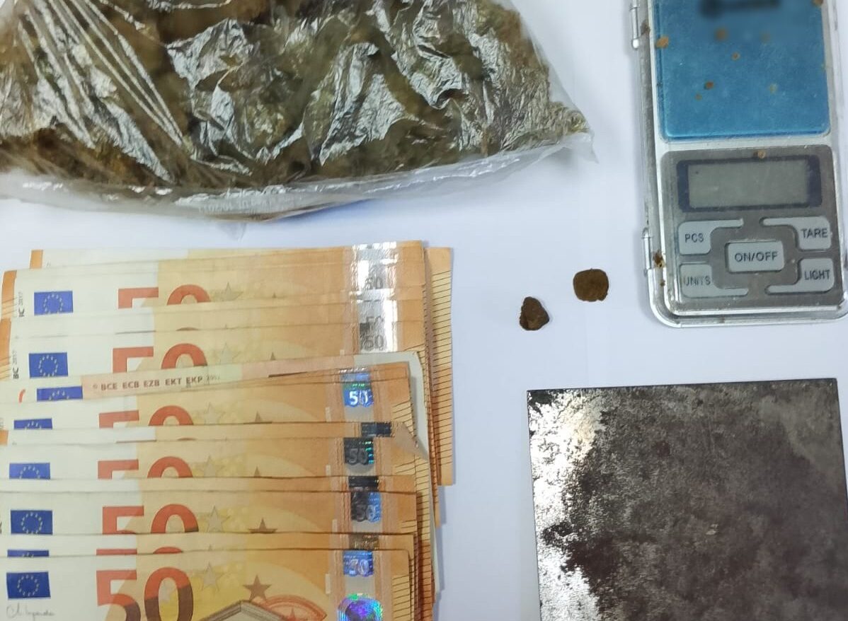 Avella, detenzione ai fini di spaccio di sostanze stupefacenti: i Carabinieri arrestano due persone
