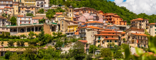 Torrioni apre le porte ai visitatori: nasce il tour tra il Greco di Tufo e la tradizione delle massaie